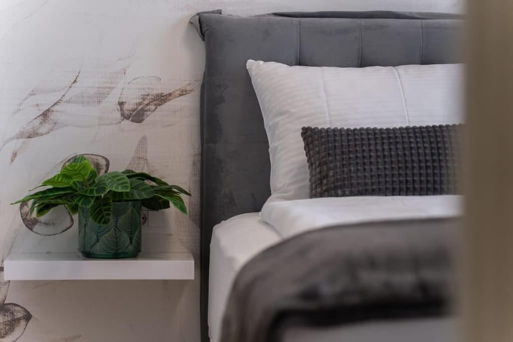Capsula Luxury Apartment Umag Dış mekan fotoğraf